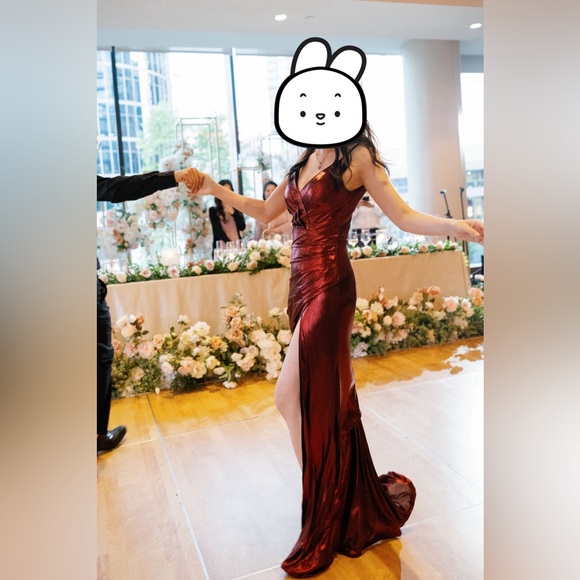 Evening gown - Picture 2 of 2